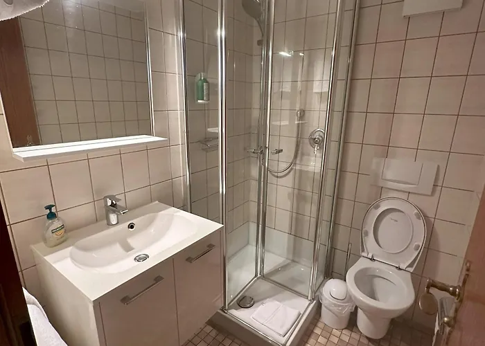 Hoehengasthaus Haldenhof * Иберлинген